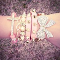 Sara blushi