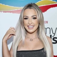 tanamongeaumerch