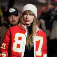 taylorswiftjacket